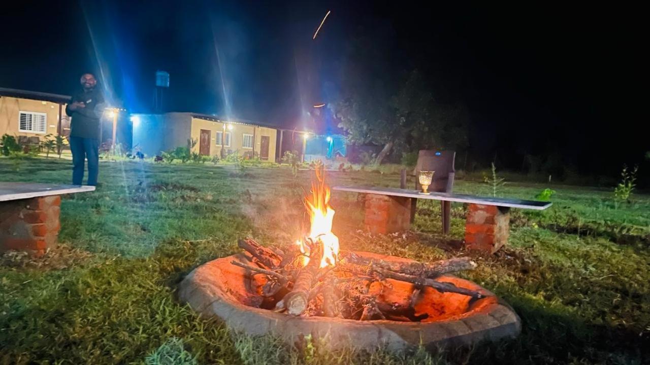 Hotel Wildlife Retreat Tāla Esterno foto